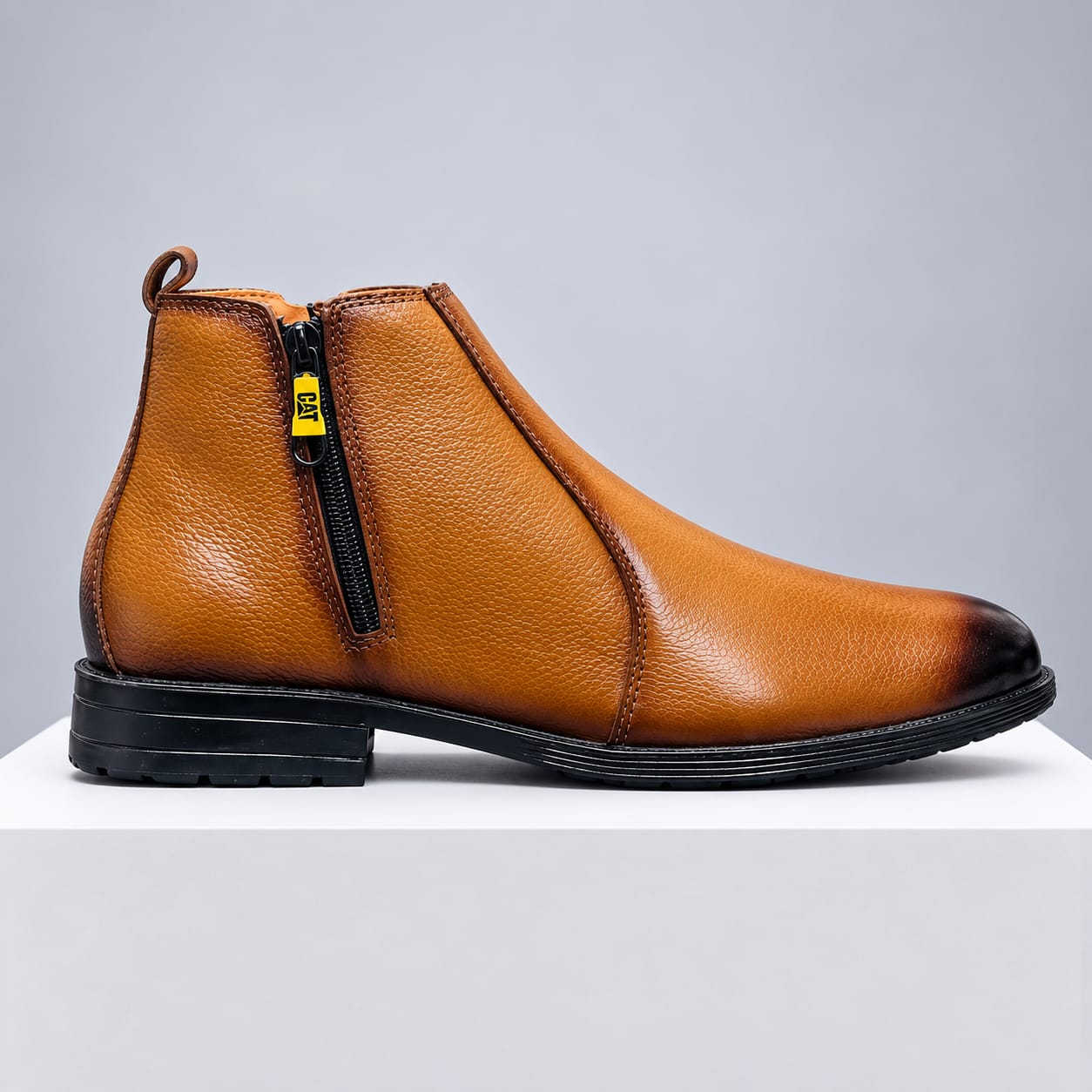 CHELSEA BOOTS