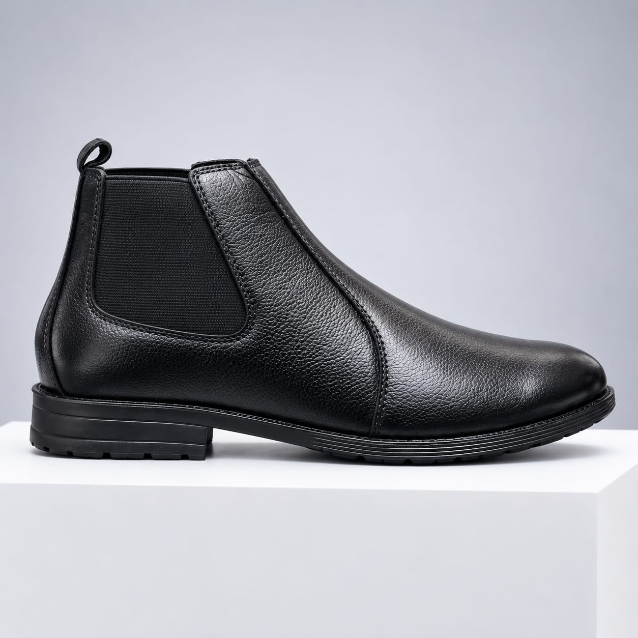 CHELSEA BOOTS